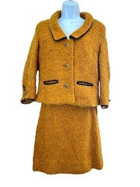 Maison Mendessolle Vintage 60s Classic Mustard Bouclé Knit Jacket & Skirt Set S